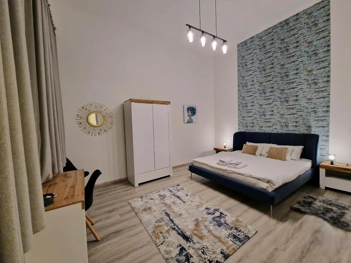 D52 - New Home In Downtown Budapest Hungary