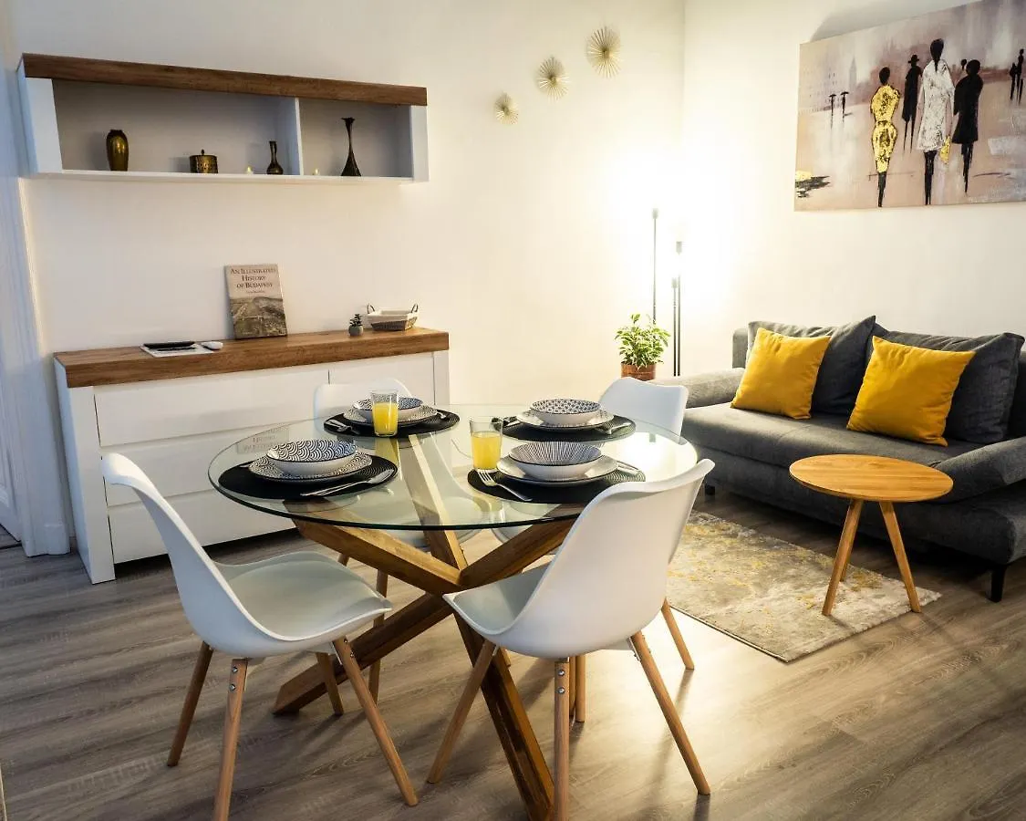 D52 - New Home In Downtown Budapest 0*,